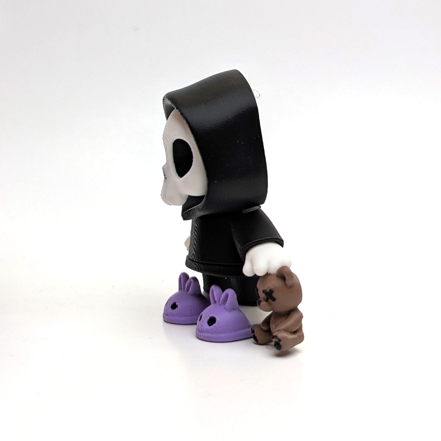 Dead Tired Articulated Skeleton Figurine – Cute Collectible with Hoodie, Bunny Slippers & Teddy Bear