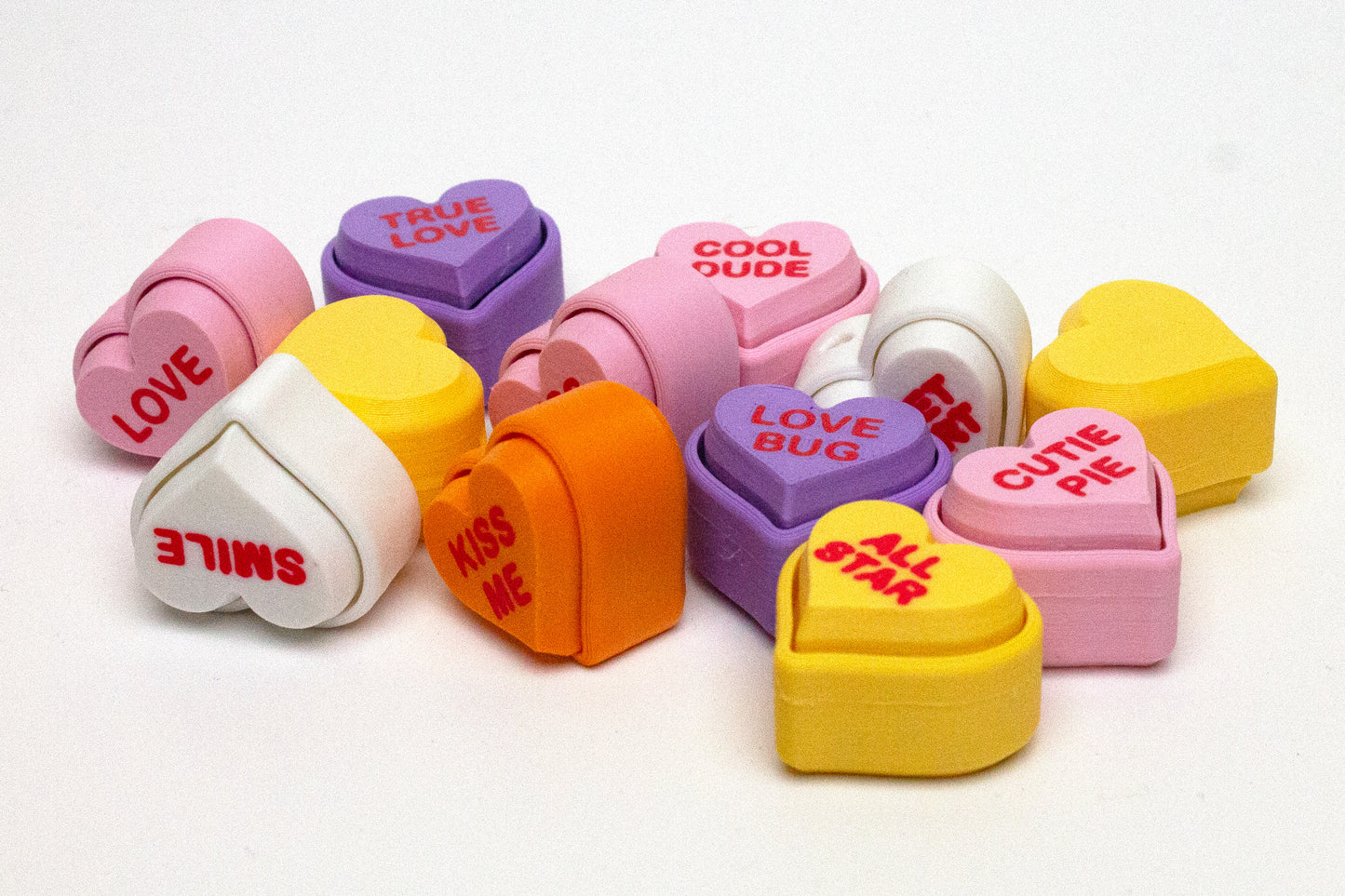 Colorful Candy Hearts Fidget Clicker – Fun Stress Relief Gadget Keychain