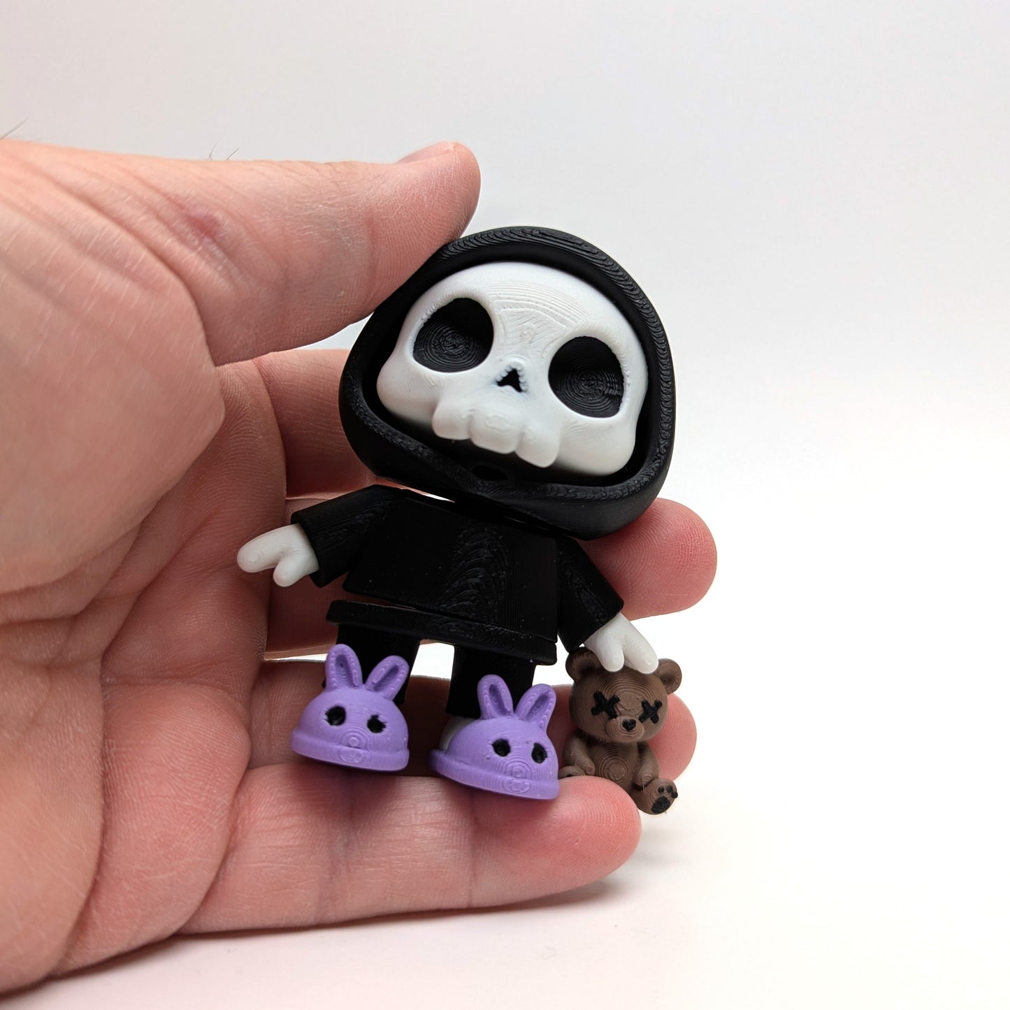 Dead Tired Articulated Skeleton Figurine – Cute Collectible with Hoodie, Bunny Slippers & Teddy Bear