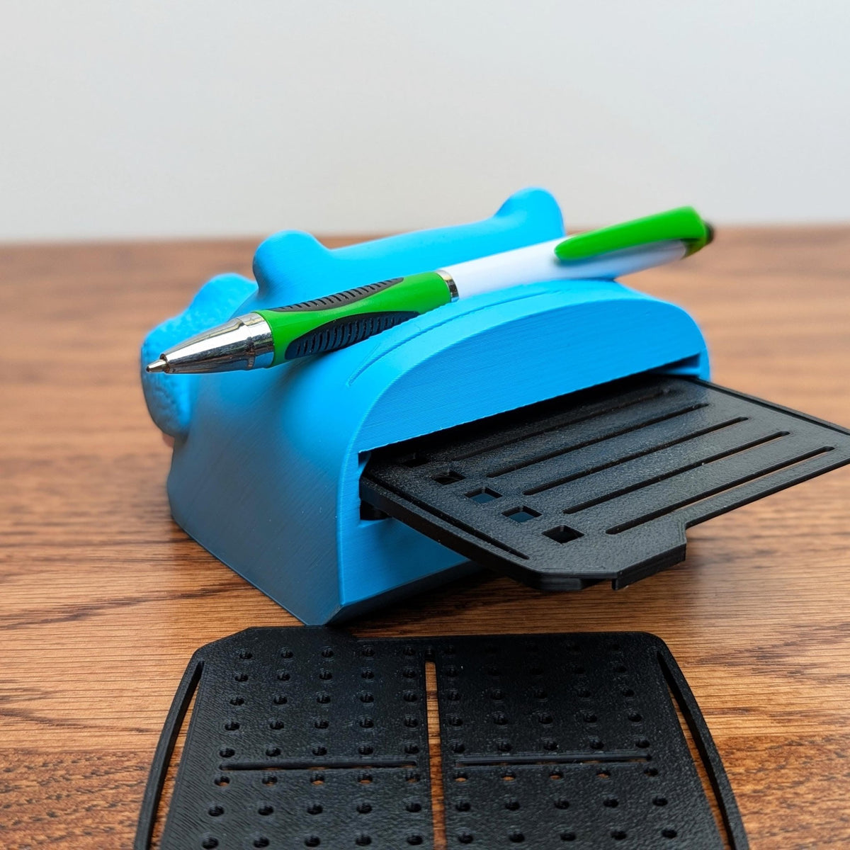 Hippo Sticky Note Holder, 3D Printed Desk Organizer, Cute Animal Pen Holder, Funny Office Decor Gift - RedFive Labs