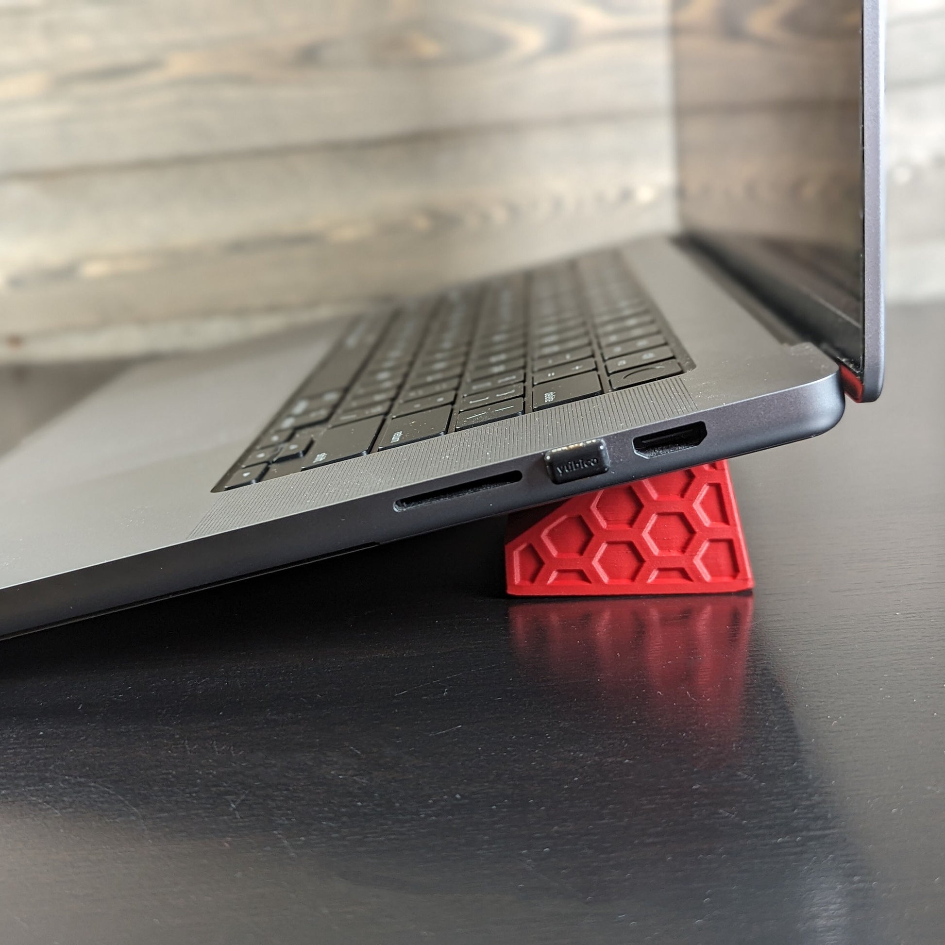 Laptop Stand - Universal Fit, Sleek & Customizable Colors for Apple, Dell, HP and More