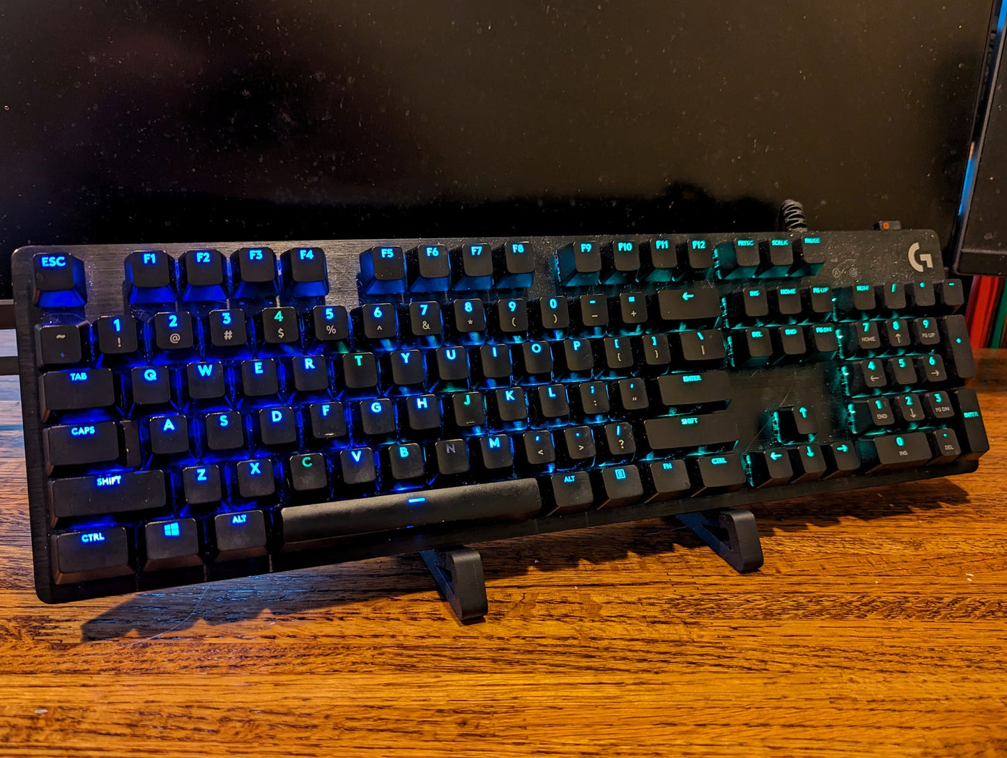 Computer Keyboard Display Stand - Durable 3D Printed, Fits Most Keyboards, Home Office Essential