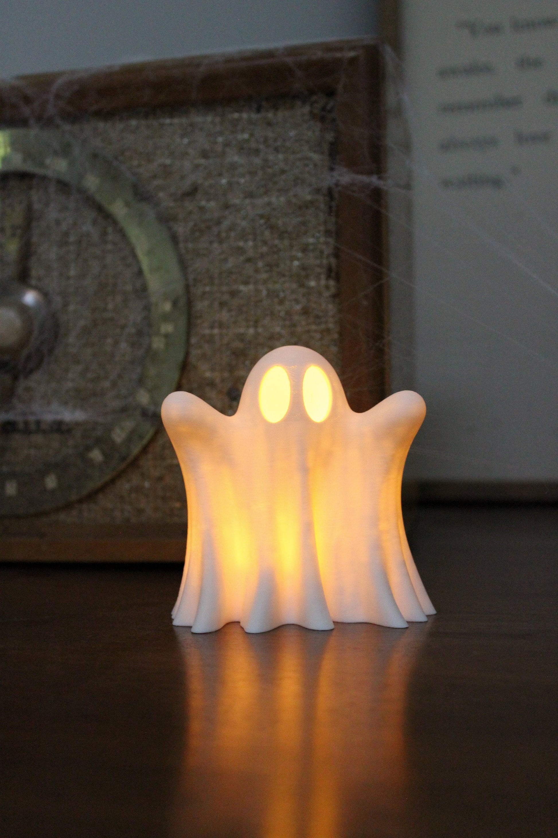 Adorable 3D Printed Ghost for Halloween with LED Tea Light Decoration