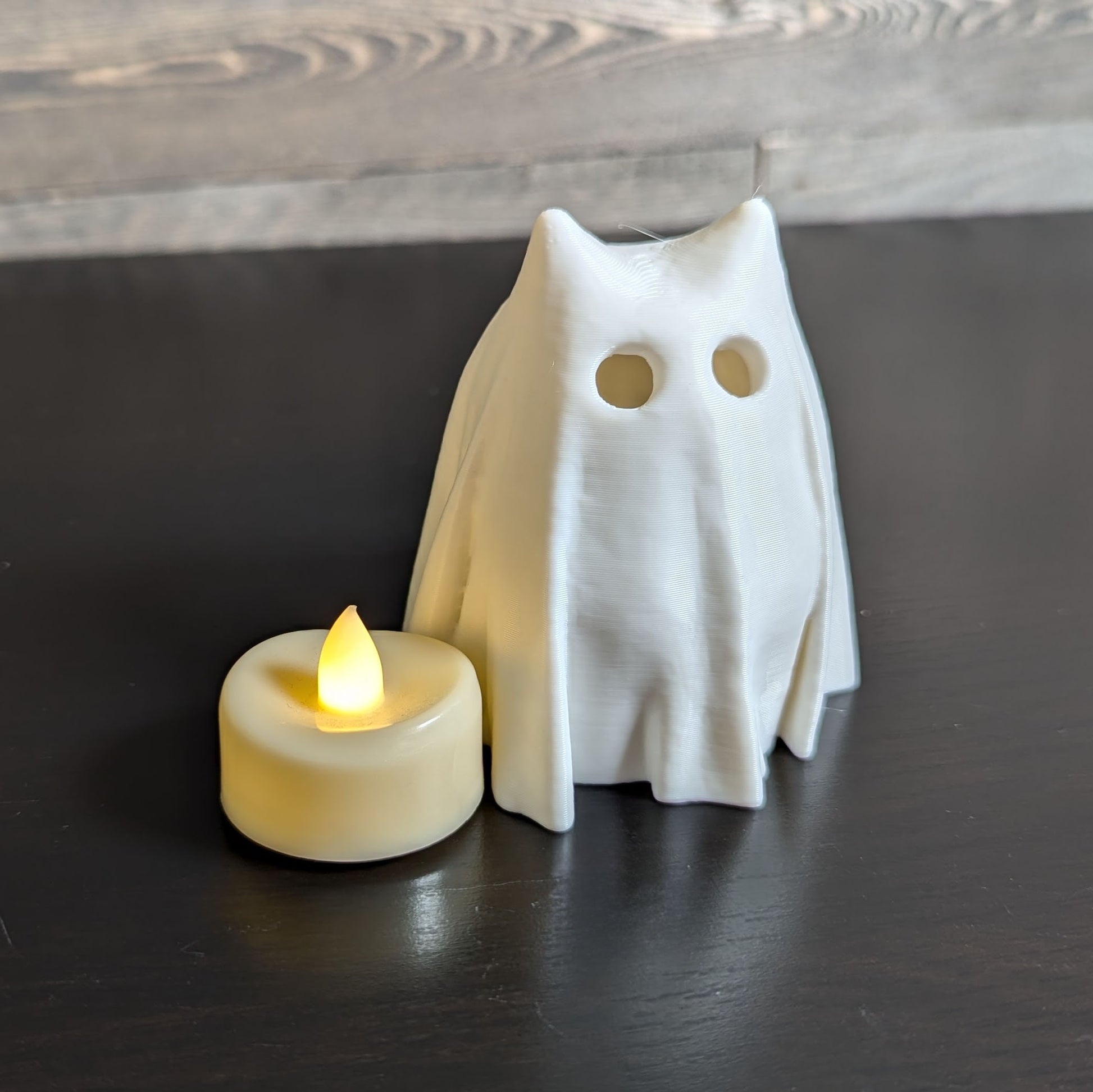 Glowing Cat Ghost LED Light-Up Decor - Spooky Halloween Party Accent