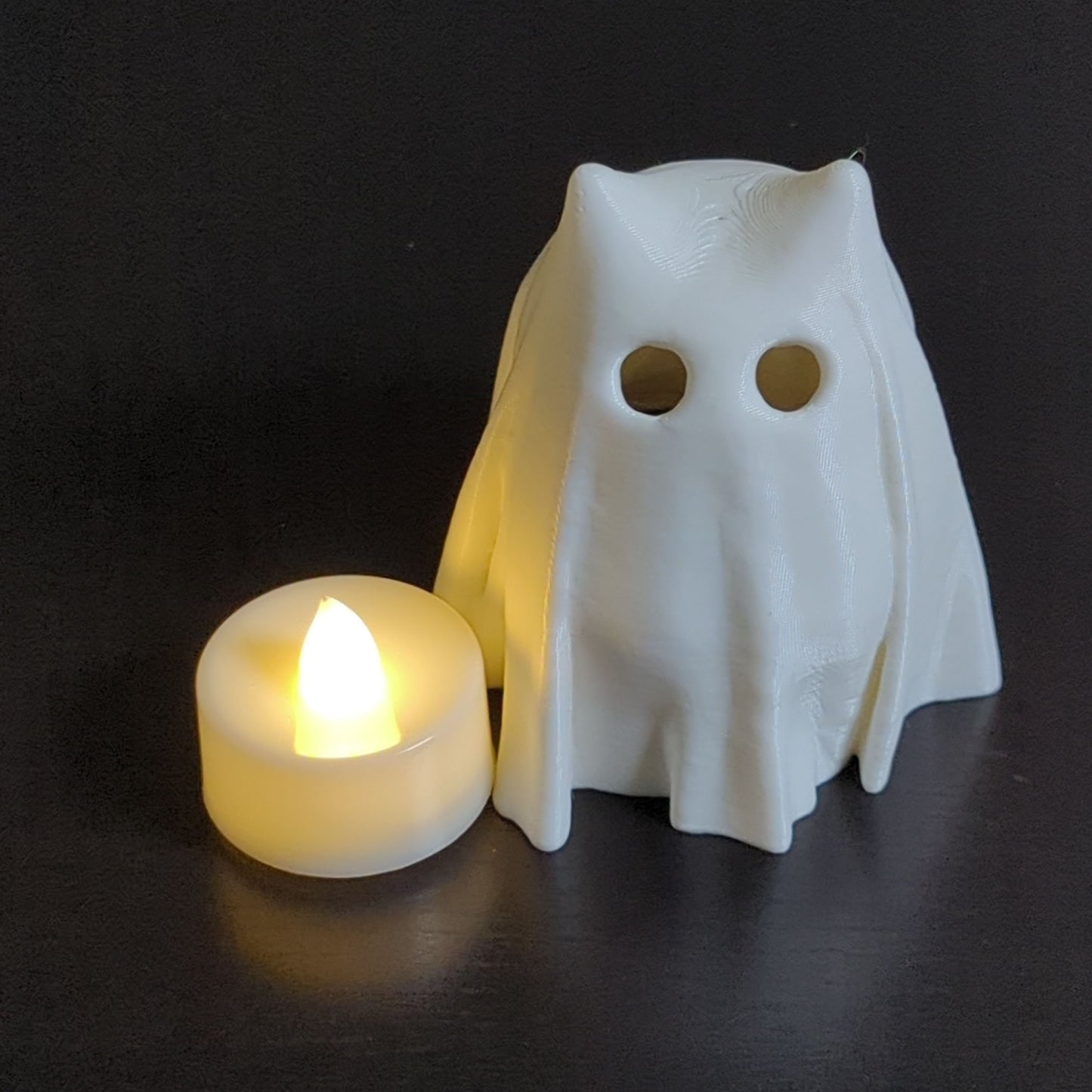 Glowing Cat Ghost LED Light-Up Decor - Spooky Halloween Party Accent