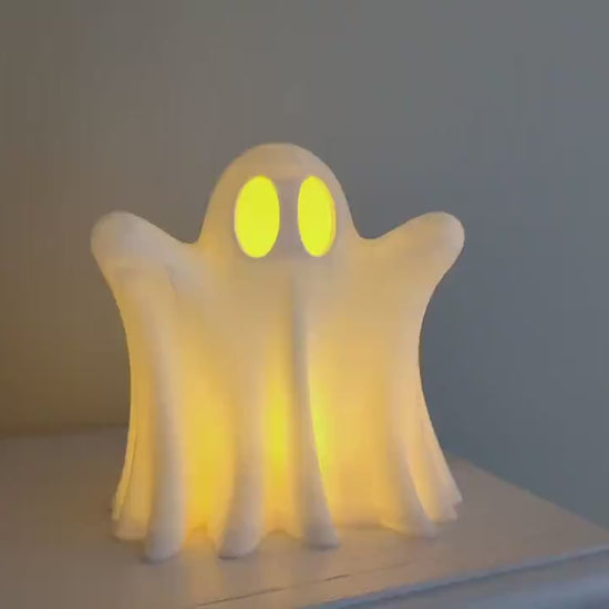 Adorable 3D Printed Ghost for Halloween with LED Tea Light Decoration